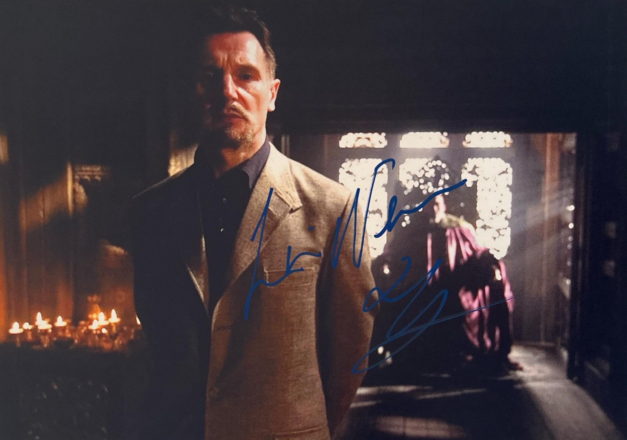 Autograph COA Liam Neeson Photo