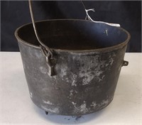 Vintage Gatemark Footed No.8 BP Cast Iron Cauldron