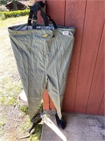 Cabela's Dry Plus Waders w/Feet & Bag, XL