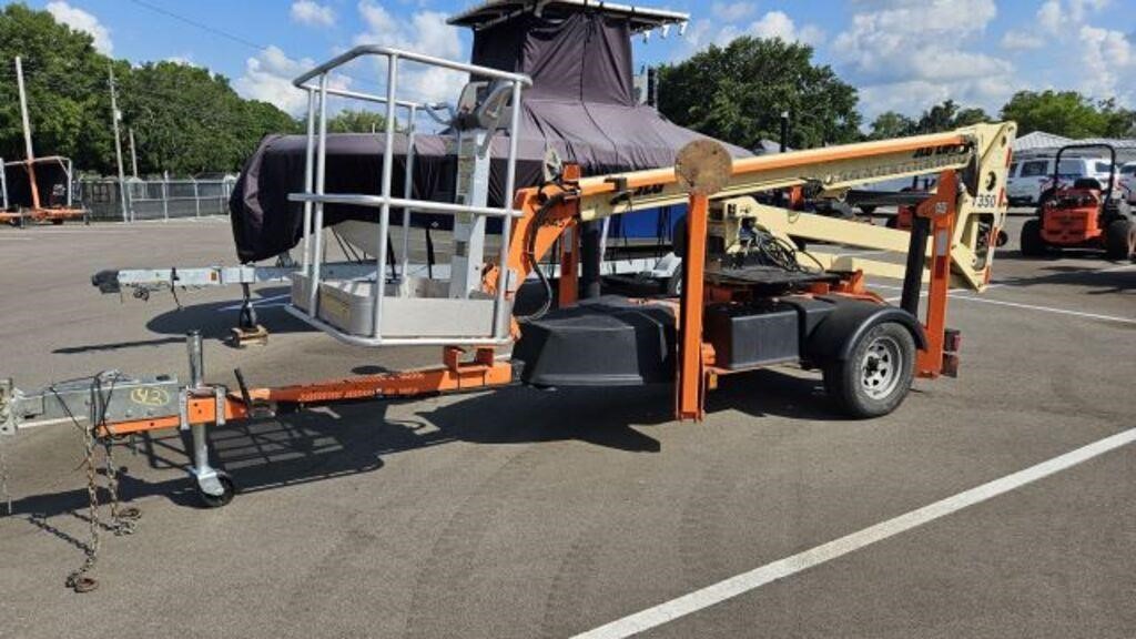2017 JLG T350 TOW BEHIND ELECTRIC MANLIFT TRL