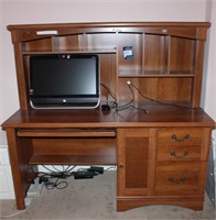 COMPUTER DESK (COMPUTER NOT INCLUDED)