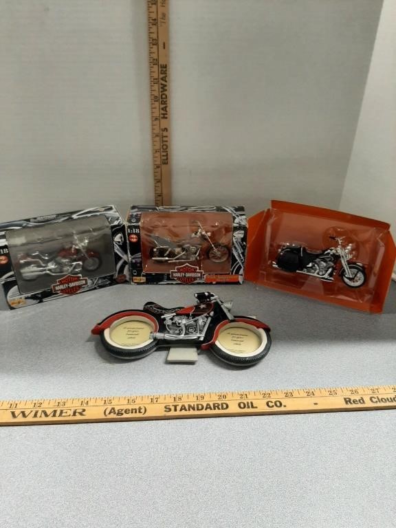 Harley Davidson diecast motorcycles and and