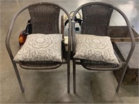 2 OUTDOOR METAL CHAIRS WITH CUSHIONS