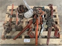PALLET OF ASSORTED SIZE BOMMERS AND CHAIN HOIST