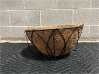 FM947 Hanging Plant Basket