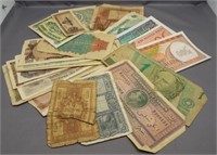 (25) Foreign bank notes. Most are WWII era.