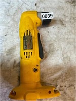 Dewalt DW960 cordless 3/8 right angle grinder-work