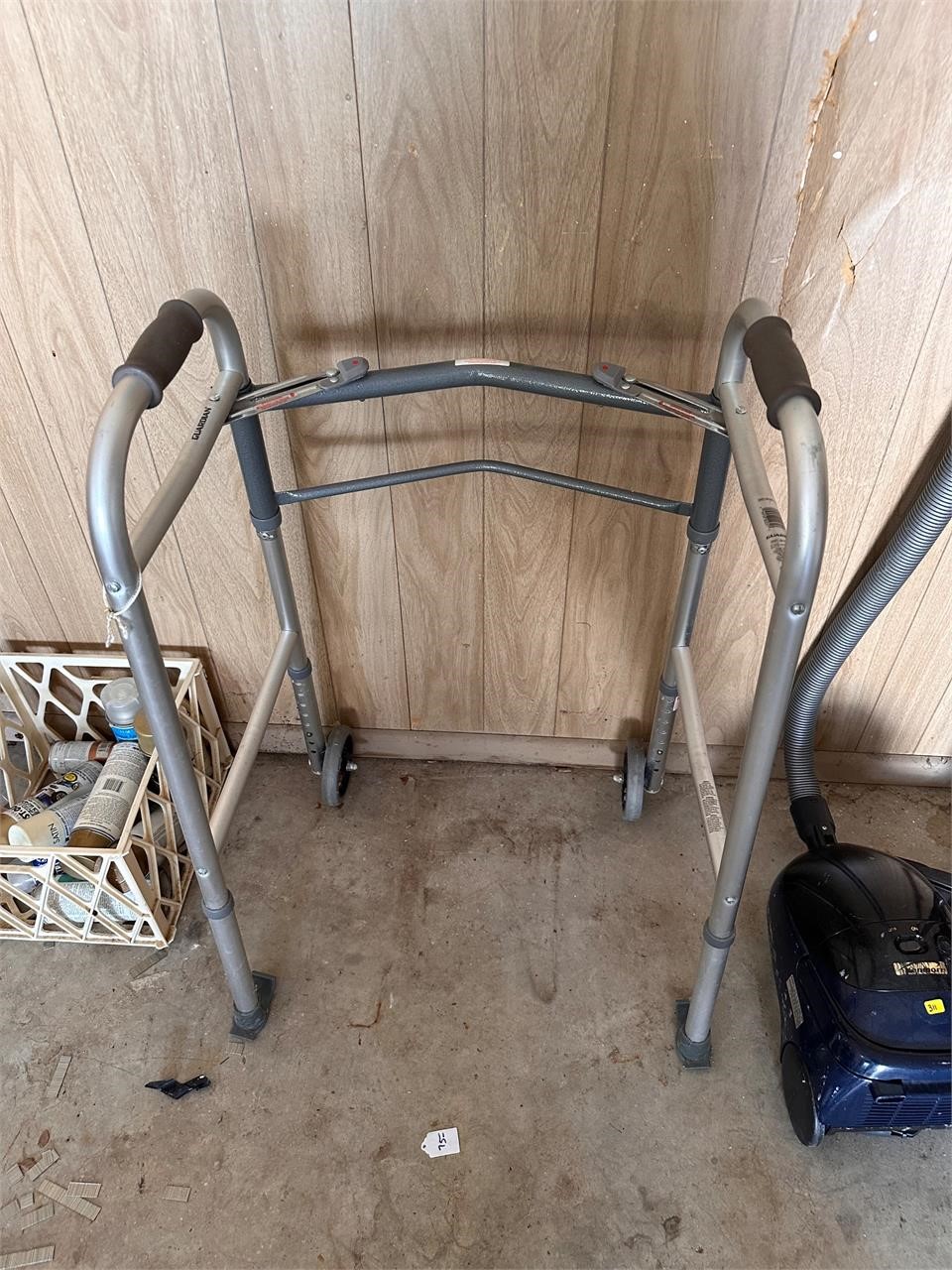 Guardian folding walker