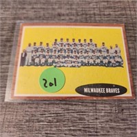 1962 Topps Milwaukee Braves Team