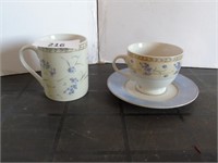 12 Tea Cups & Saucers and 5 Mugs