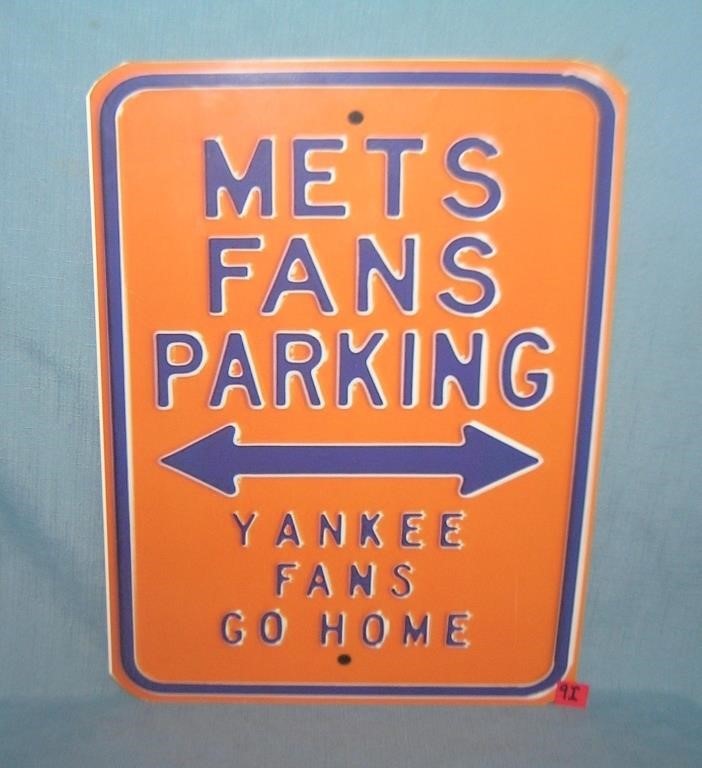 Met's fans parking Yankee's fans go home retro sig