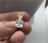 14KT CZ pendant