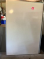 white board dry erase/ wall mount