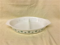 Pyrex SNOWFLAKE Oval Divided Dish no lid