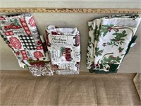 Christmas table clothes, 6 plastic, 3 fabric