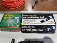 Air hammer and flange tool