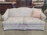 Floral Traditional Style Sofa
