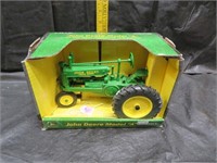 John Deere 1/16th Scale Tractor Model A