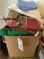 Lot of Assorted Linens