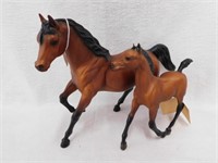 Breyer Running mare & foal horses, both bay,
