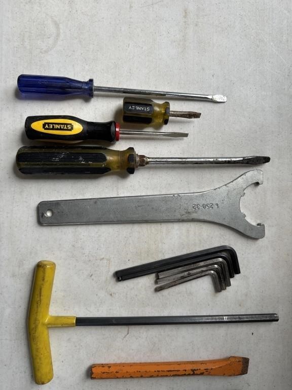 Screwdrivers, Allen wrenches, punches, chisels