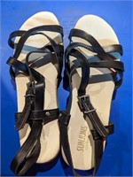 Bass&Co sandals w/heel strap sz 8.5 fits like wide