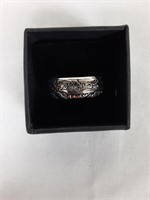 HOWLING 0.925 SILVER PLATED WOLF PACK BAND RING