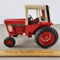 Ertl International 1586 Toy Tractor 9 & 3/8"
