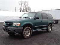 1999 Ford Explorer SUV