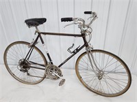 Vintage Schwinn Continental Men's 10 Speed Bike /