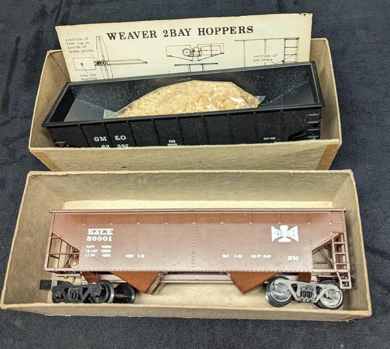 2 Weaver Offset Hopper & Wood Chip Car