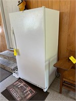 Kenmore Heavy duty Commercial upright freezer