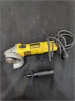 DeWalt 4-1/2" Small Angle Grinder Corded