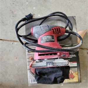 Chicago Electric Palm Finishing Sander