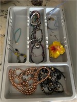 Selection of Asst. Jewelry