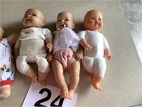 Cabbage Patch dolls - 3 and 3 other dolls