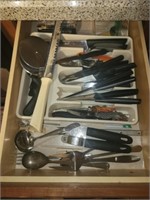 Drawer lot of misc kitchen utensils