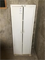 White metal cabinet, 5 shelf (5' T x 22.5" W x