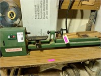 Central machinery wood lathe model 1229, works