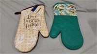 Oven mitts -New