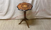 Italian Marquetry Lacquered Side Table / Stand