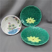 Pair of Majolica Pottery Plates & Molly Hatch Bowl