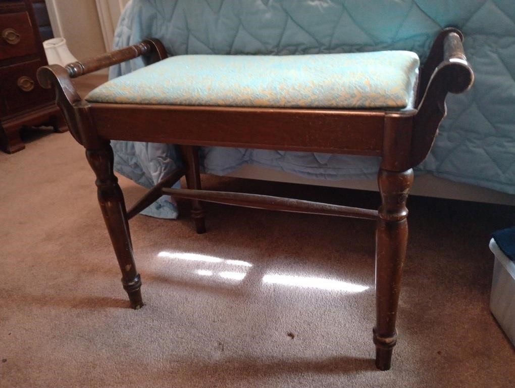 Vintage upholstered vanity bench, 26 inches wide.