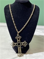 Vintage 1973 Sarah Coventry Cross Necklace