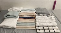 27 Hand/Bath Towels