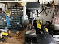 TABLE TOP DRILL PRESS WITH ACCESSORIES - 1/4'' - 1