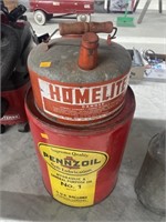 Vintage Homelite and pennzoil cans