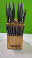 Titanium Professional Knife Block 17
PC Set.