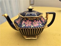 England hand painted tea pot