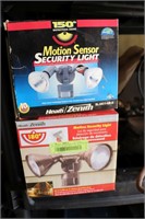 2 SECURITY LIGHTS
